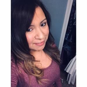 Meet your Posher, Claudia